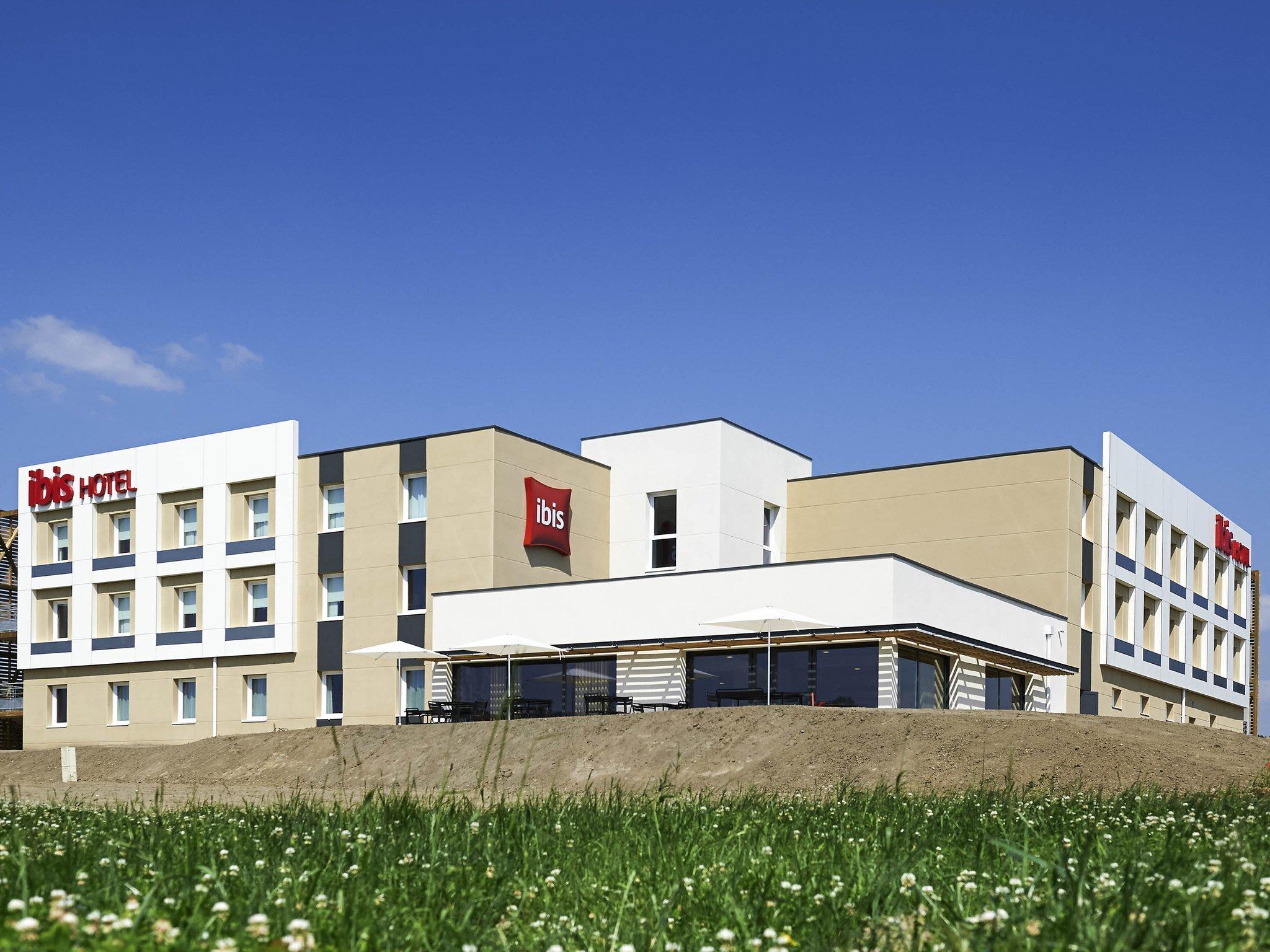 Ibis Les Herbiers Hotel Exterior photo