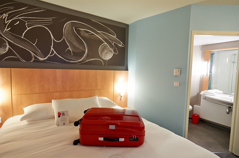 Ibis Les Herbiers Exterior photo