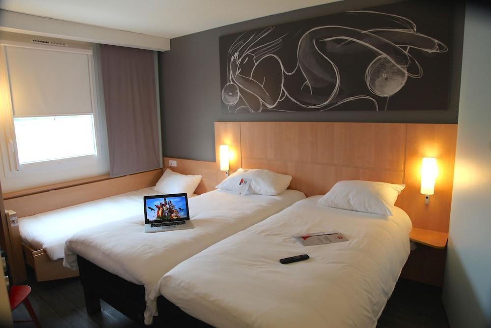 Ibis Les Herbiers Exterior photo